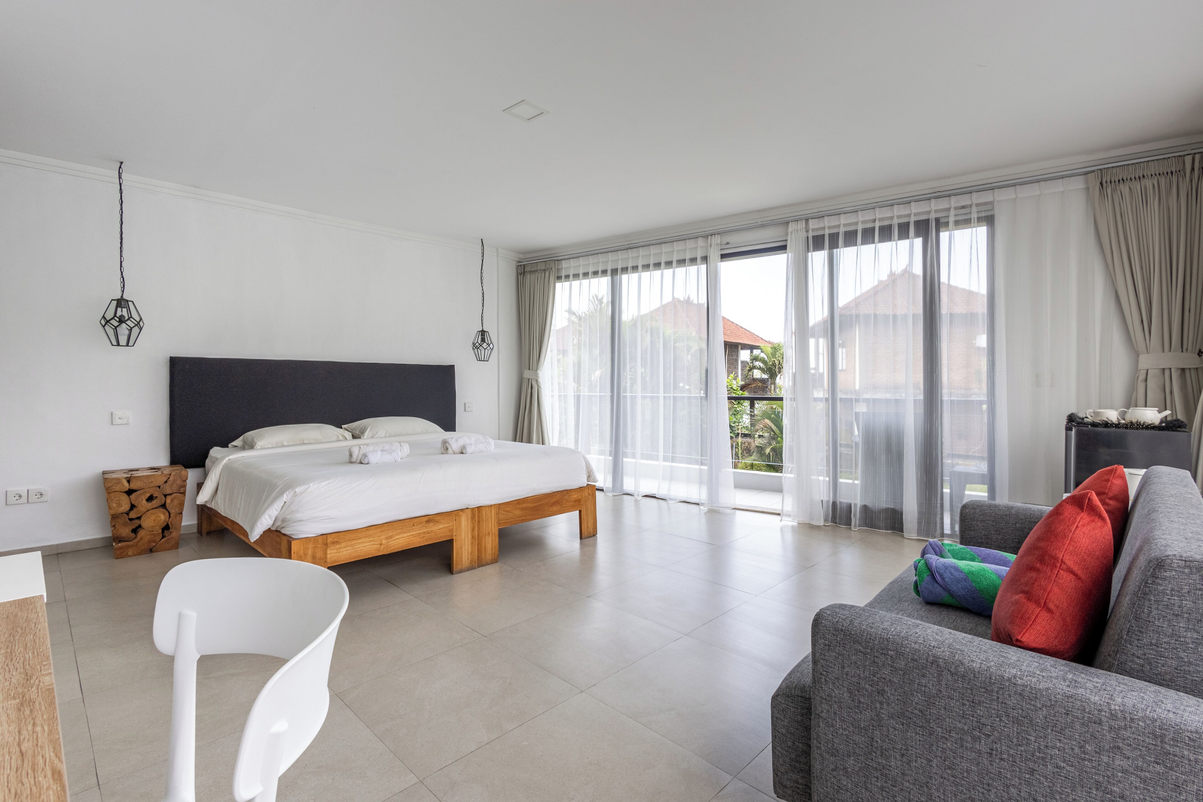Deluxe Room, Garden View | Free WiFi, bed sheets