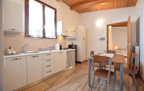 Fridge, stovetop, cookware/dishes/utensils - 2 bedroom nice home in Montefranco (TR) (Montefranco (TR))