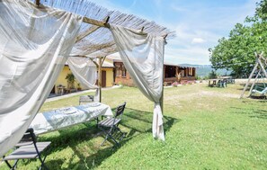 Outdoor dining - 2 bedroom nice home in Montefranco (TR) (Montefranco (TR))