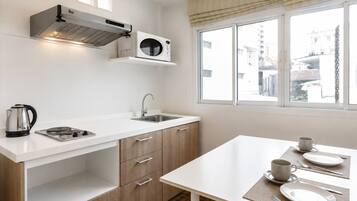 Chambre Double Deluxe | Cuisine privée