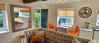 A Romantic Retreat in a Stunning Setting