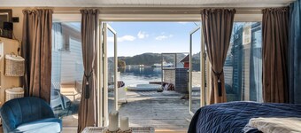 Amazing home in Lyngdal