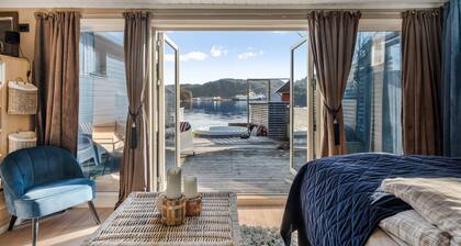 Amazing home in Lyngdal