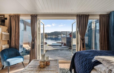 Amazing home in Lyngdal