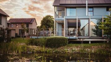 Classic Villa, 4 Bedrooms | Exterior