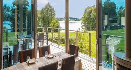 Lakeside Stay With Sauna