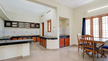 House | Dining