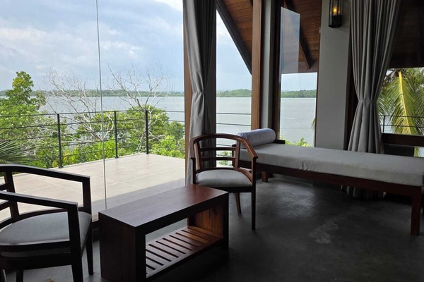 Family Suite, River View | Interior