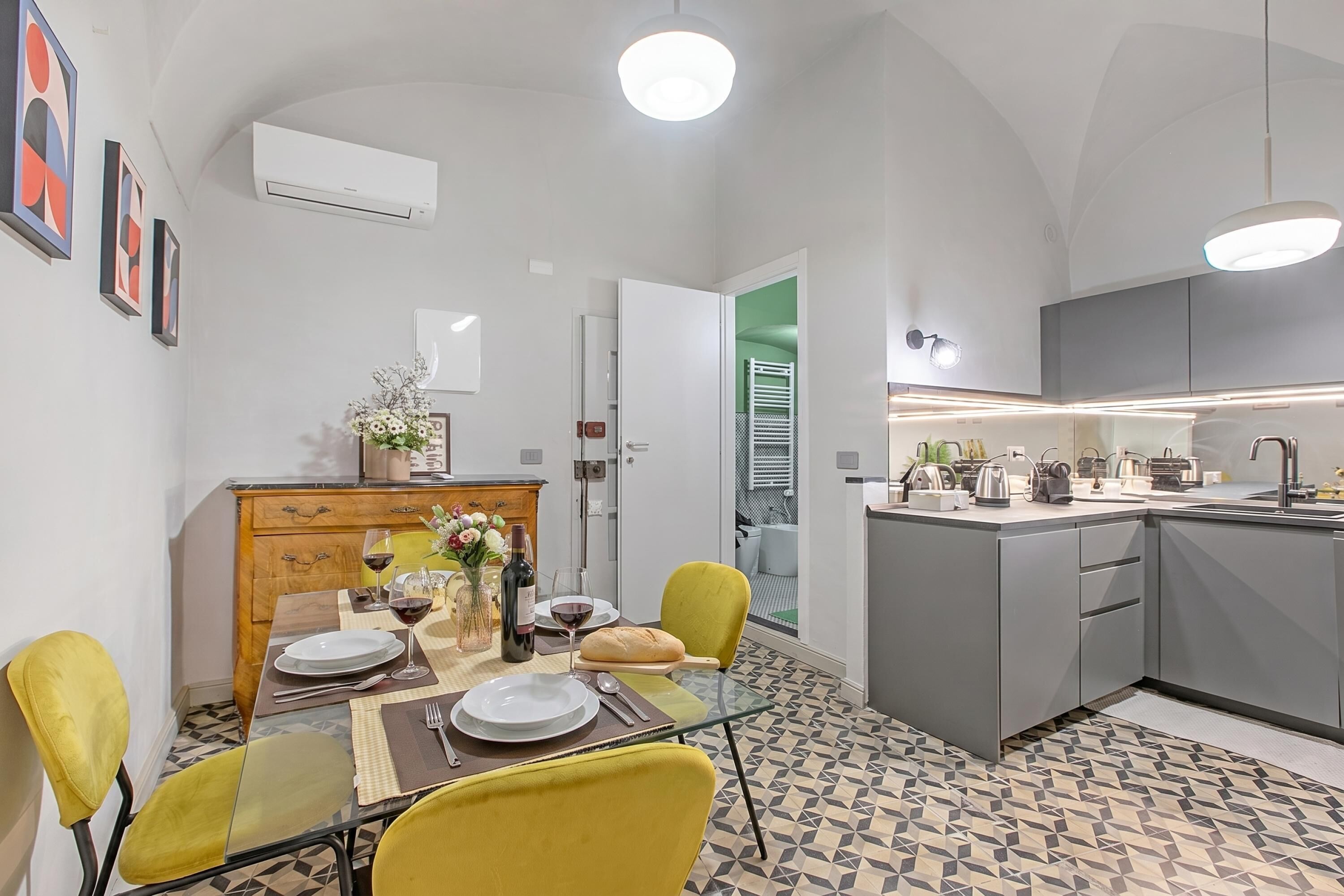 Standard-Apartment, 1 Schlafzimmer, Mikrowelle (La Meraviglia Del Centro Storico AC &) | Speisen