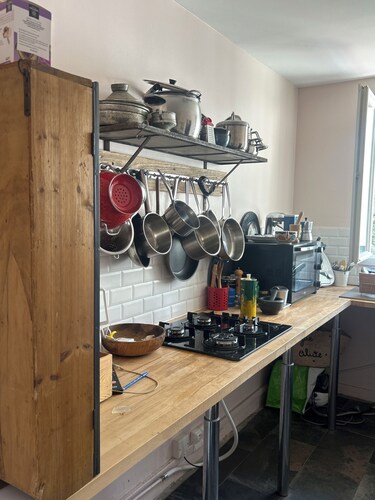 A sunny, cozy Parisian apartment just a stone's throw from Montsouris Park