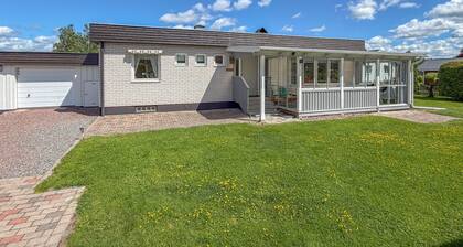 Awesome home in Borlänge with WiFi