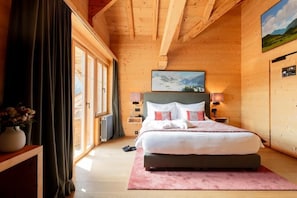 Phòng đôi Deluxe, ban công, quang cảnh núi | Két bảo mật tại phòng, phòng cách âm 