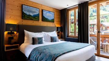 Double Room, Mountain View | In-room safe, soundproofing, free WiFi, wheelchair access