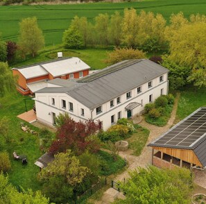 Exterior - Ostseelandsitz 1 - Sauna, pool, fireplace, and garden for peace and relaxation (Kühlungsborn)