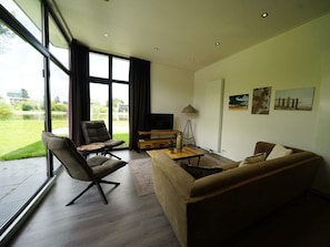 House | Living area - Holiday Home in Halfweg With Terrace (Halfweg)