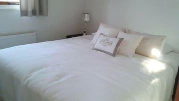 1 habitación y muebles diferentes