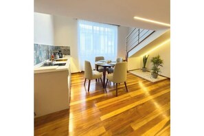 Dining - Arbórea Boutique | Duplex Suite + Designer Bathtub (Cuenca)