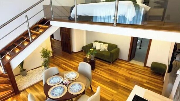 1 bedroom, iron/ironing board, WiFi, bed sheets - Arbórea Boutique | Duplex Suite + Designer Bathtub (Cuenca)