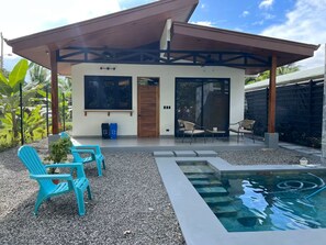 Pool - New cozy private home near all beaches (Uvita)