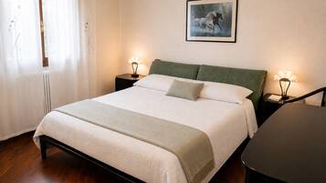Desk, iron/ironing board, free WiFi, bed sheets
