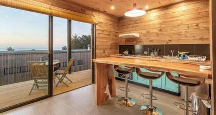 Kahuna Lodge — Just a few steps from Punta de Lobos