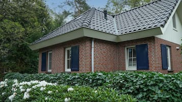Villa | Exterior