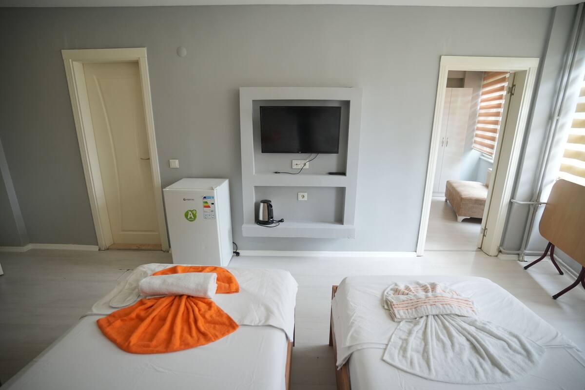 Family Quadruple Room, City View | Free WiFi