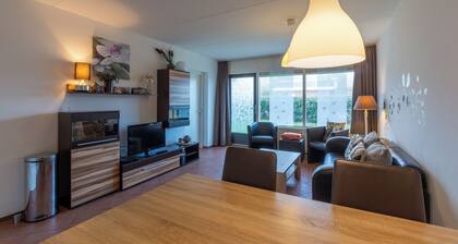 Spacious vacation rental for 4 people, located across from the entrance to Callantsoog Beach.