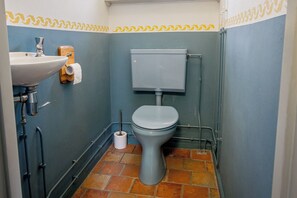 Bathroom - Vrbo Property (Callantsoog)