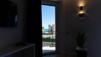 Superior Suite, Sea View | Interior