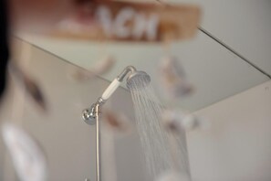 Hand-held showerhead - Unique accommodation (Callantsoog)