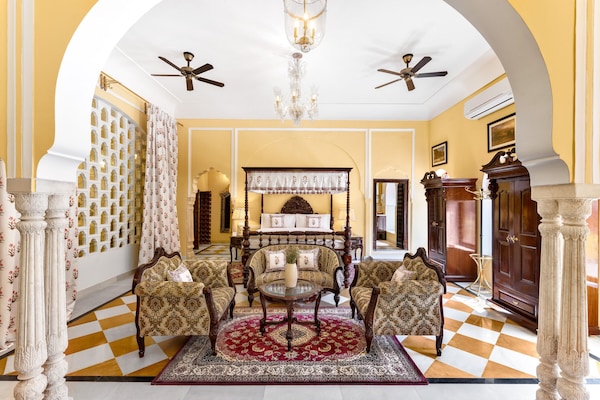 Ajit Niwas (Signature Suite) | In-room safe, desk, bed sheets
