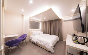 Standard-Doppelzimmer | Schreibtisch, kostenloses WLAN