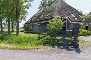 Exterior - Vrbo Property (Schagen)