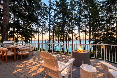 Hot Tub + Olympic Views + Game Room | Greenbank, Whidbey Island | Eagles Bluff