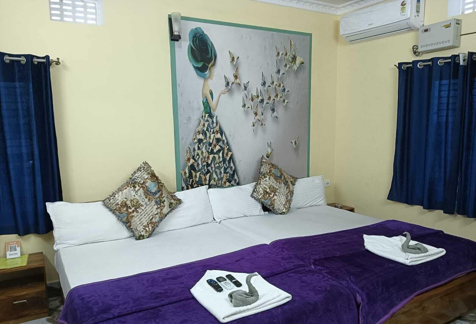 Habitación cuádruple Deluxe | Escritorio y wifi gratis