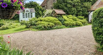2 bedroom accommodation in Bignor