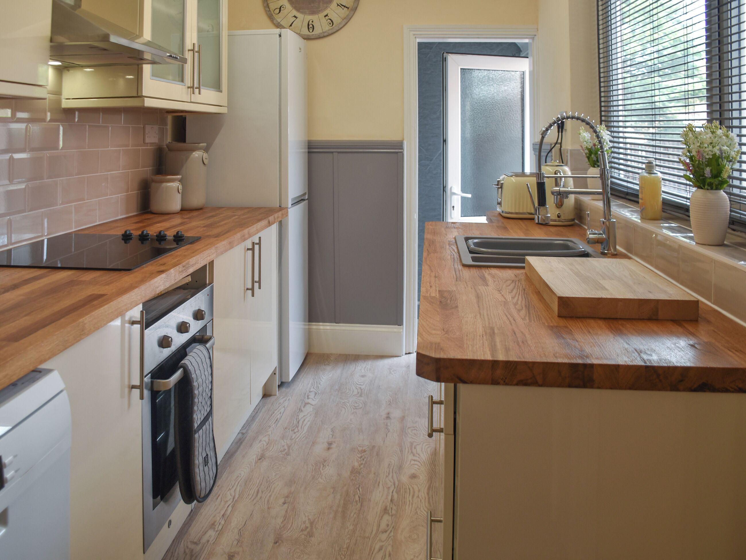 Kitchen | Bide-a-Sea, Great Yarmouth