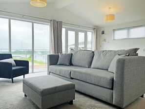 TV - The Estuary Lodge - UK52152 (Staynall, near Poulton-le-Fylde)