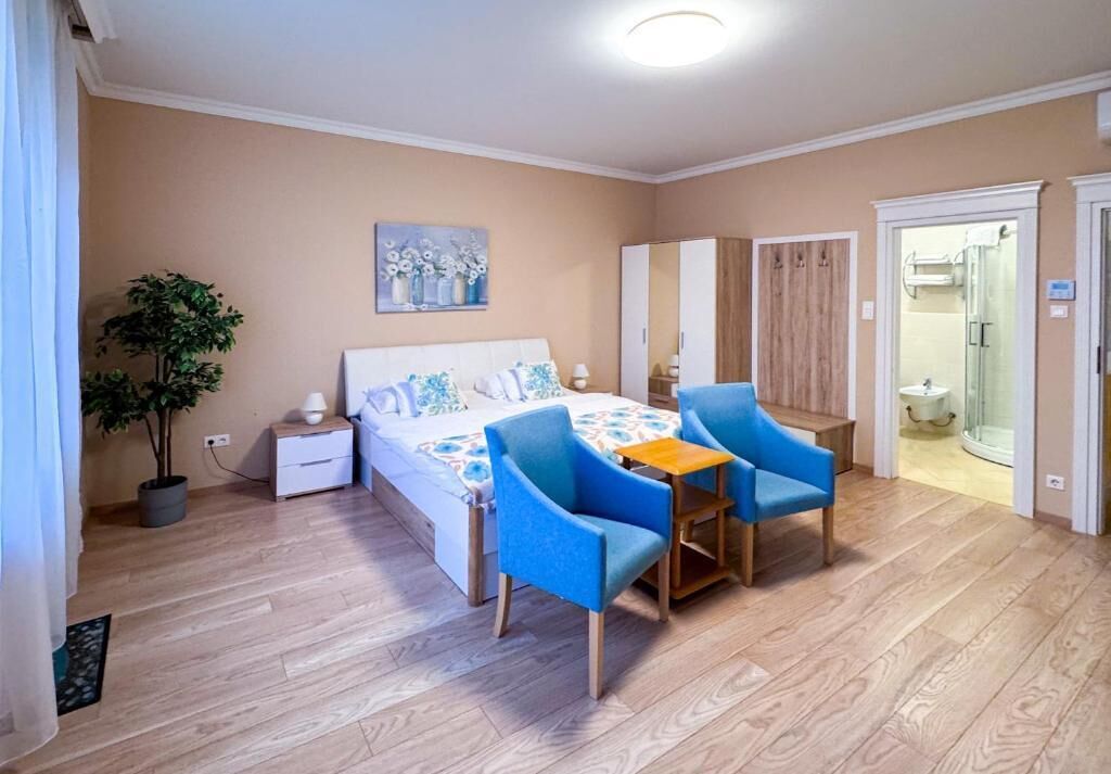 Appartement Deluxe | Coffres-forts dans les chambres, chambres insonorisées