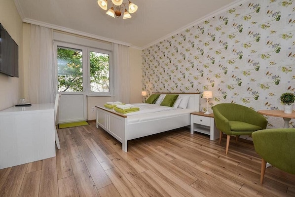 Doppelzimmer | Zimmersafe, schallisolierte Zimmer, Bügeleisen/Bügelbrett
