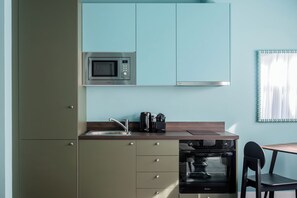 Kühlschrank, Mikrowelle