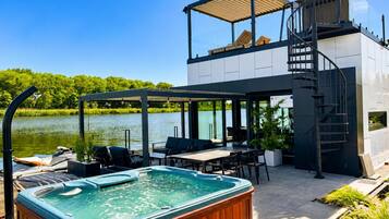 Mobile Home | Exterior