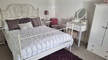 2 bedrooms, free WiFi, bed sheets