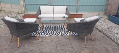 Bungalow - Sleeps 4 - Parking - Garden
