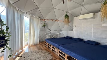 Family Double Room | Bed sheets