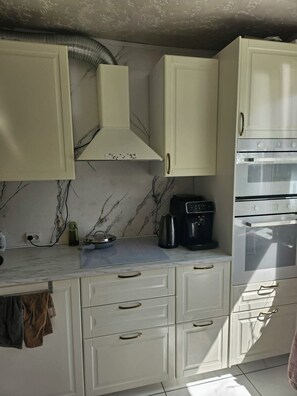 Private kitchen - Fantastic apartment with AC in charming Ventspils (Ventspils)