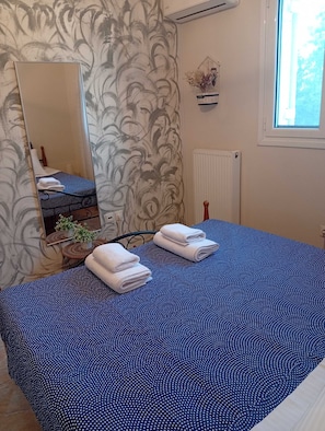 WiFi, bed sheets - Valira Cozy Home w Rustic Charm & Private Garden (Valira)