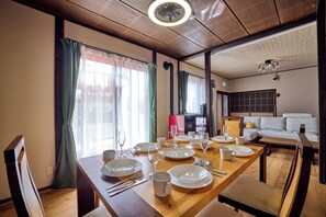 Ruokailu