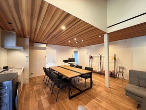 Interior - Terrace Kawazu / Kamo District Shizuoka (Kamo District)